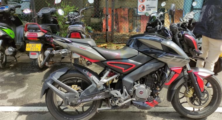 Bajaj Pulsar NS200 2017