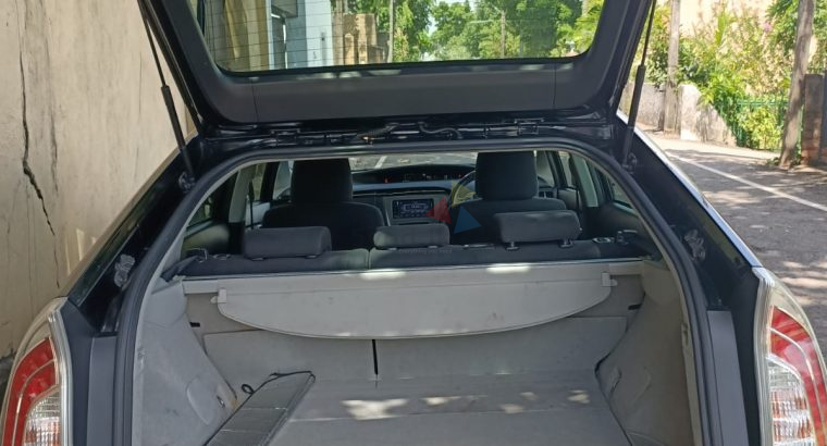 Toyota Prius S Touring 2013