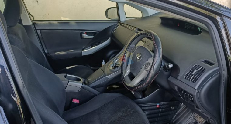 Toyota Prius S Touring 2013