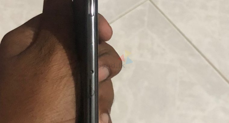 Apple iPhone XS used