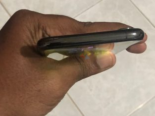 Apple iPhone XS used