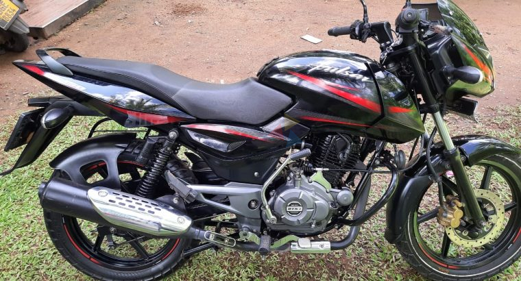 Bajaj Pulsar 150 2017