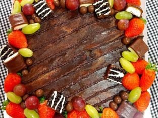 Chocolate Ganache Fruity Cake