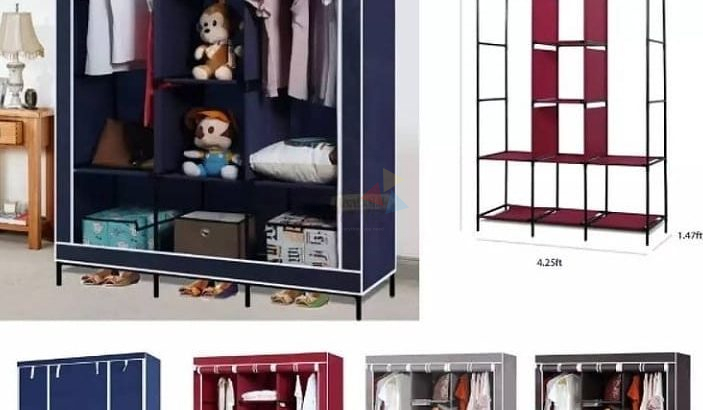 Portable foldable wardrobe