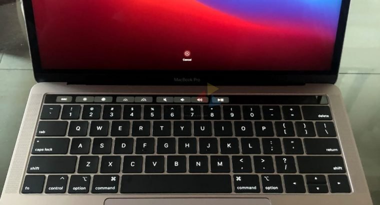 2019 MacBook Pro 13 inch with Intel i7 Processor