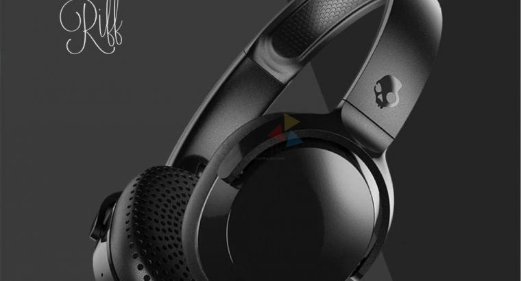 Skullcandy Riff On Ear Headphones with Microphone