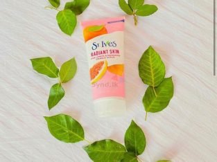 St.Ives Radiant Skin