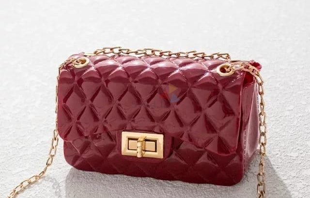 Womens Chain Hand Bag