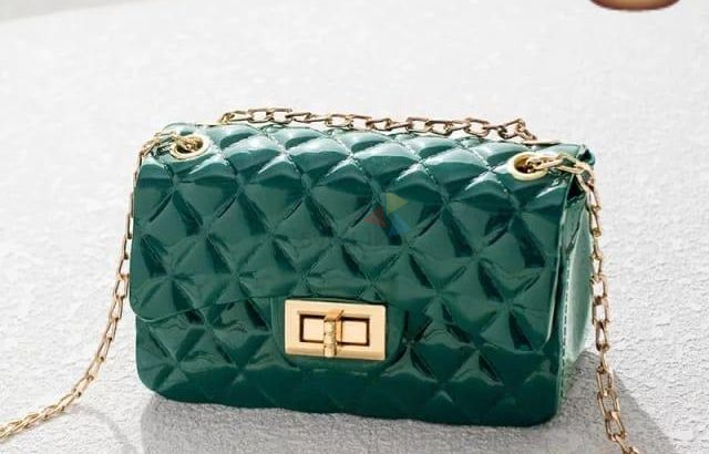 Womens Chain Hand Bag