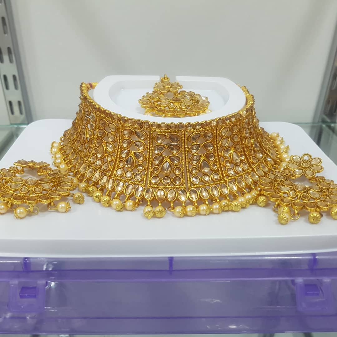 Gold Necklaces