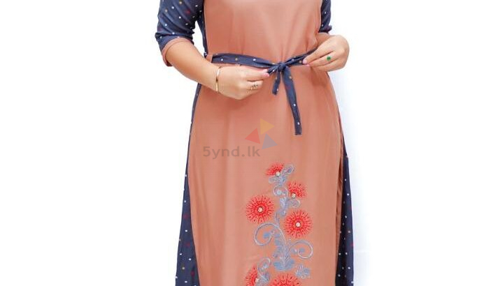Ladies Fashionable Tops