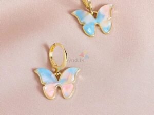 Butterfly decor earrings