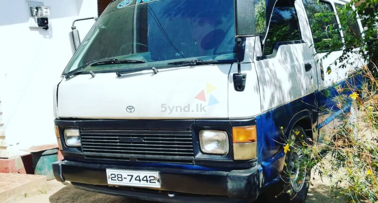 Toyota Hiace LH50V 1983