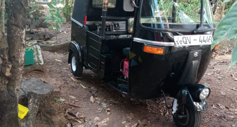 Bajaj RE Three Wheeler 2009