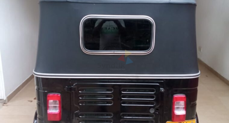 Bajaj RE Three Wheeler 2009