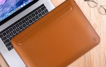 WiWU SkinPro Portable Stand Leather Sleeve for MacBook air 13inch