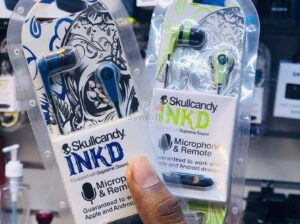 SKULL CANDY HEADPHONES