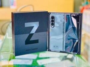 Samsung Galaxy Z Fold 3