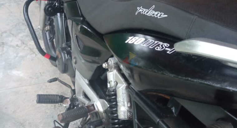 Bajaj Pulsar 180 Black 2007