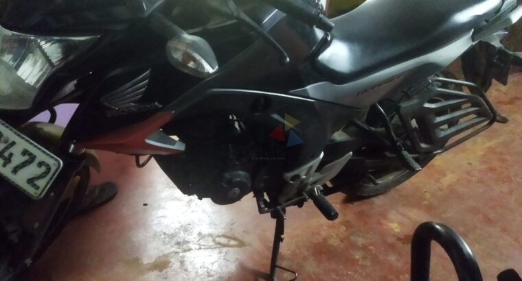 Honda Hornet 2016