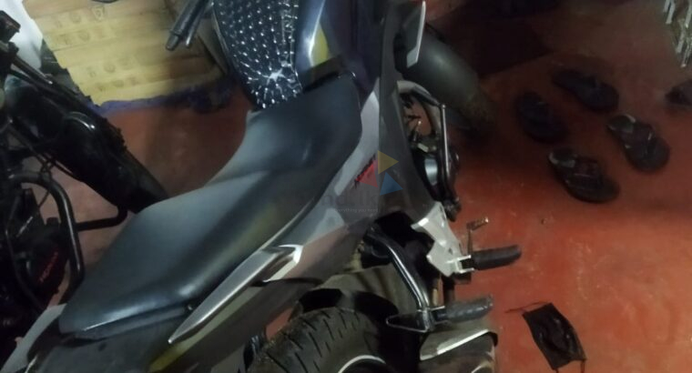 Honda Hornet 2016