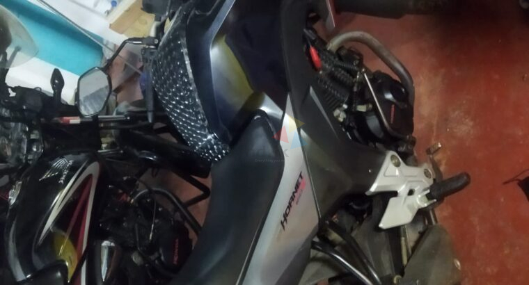 Honda Hornet 2016