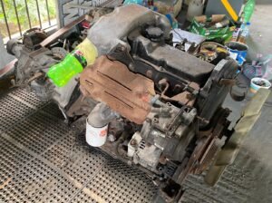 3L Engine with Gear Box