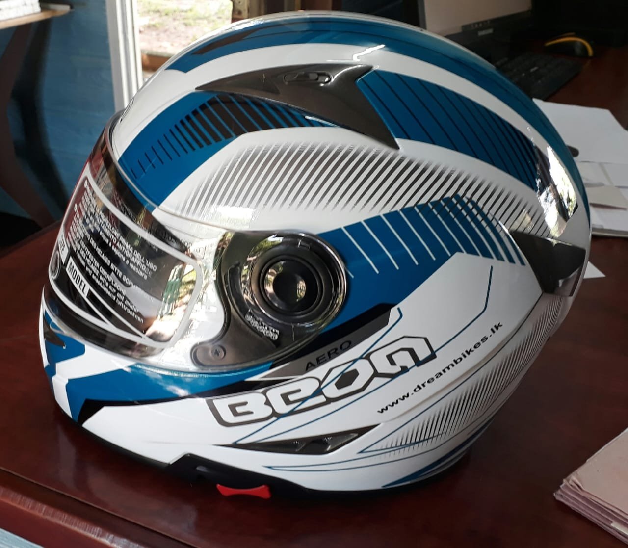 Beon Full Face Helmet
