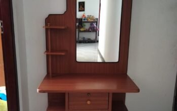 Used Dressing Table