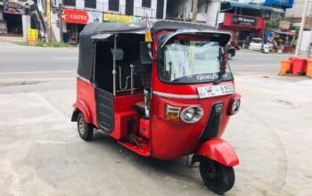 Bajaj RE Three Wheeler 2010