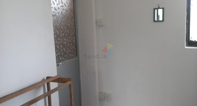 Room For Rent In Piliyandala