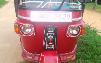 Bajaj RE Three Wheeler 2012