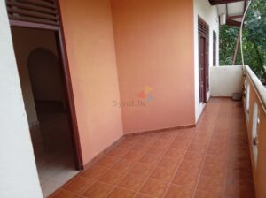 Upstairs House For Rent In Ethul Kotte