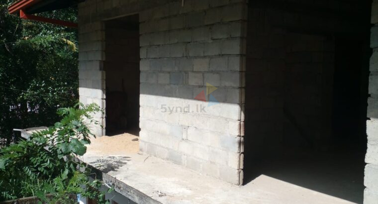 House For Sale In Ampitiya