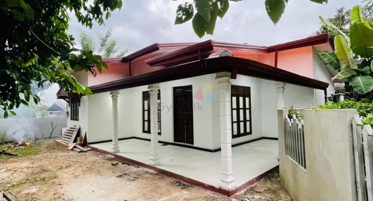 House For Sale In Walpola