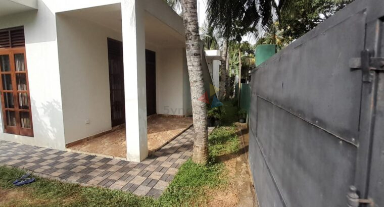 House For Rent In Boralesgamuwa