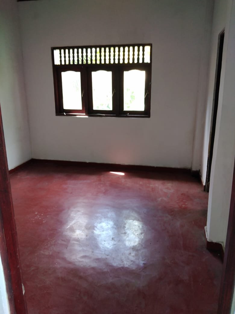 Upstair House For Rent In Wattala