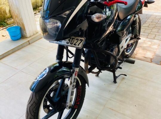 Bajaj Pulsar 180 2006